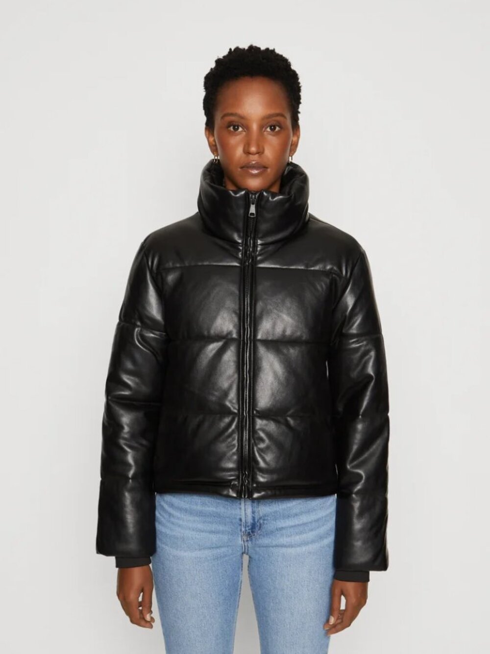 NWT GAP Black Vegan Leather Faux Leather Puffer Jacket Size Medium